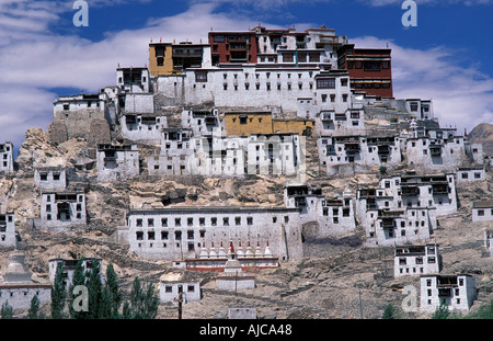 Thikse Gompa Kloster dominiert die Landschaft Nord-Indien Ladakh Stockfoto