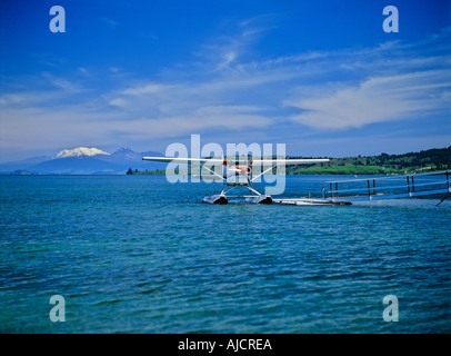 Rundflug Cessna 206 Wasserflugzeuge Lake Taupo Mount Ruapehu Tongariro Hintergrund Neuseeland Stockfoto