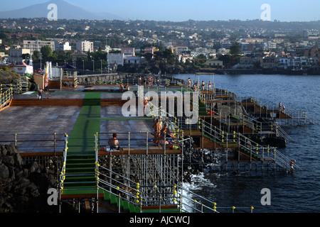 Schwimmbad Lido Catania Sizilien Italien Stockfoto