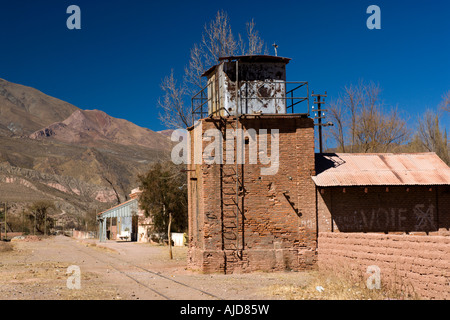 Alter Bahnhof Huacalera, Quebrada de Humahuaca, Provinz Jujuy, Argentinien, Südamerika Stockfoto