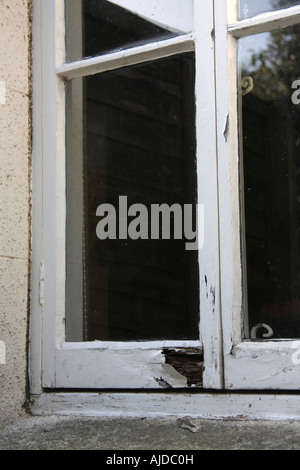 Faule Fensterrahmen Stockfoto
