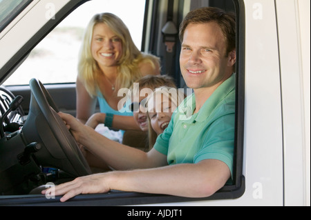 Familie in RV im Urlaub Stockfoto