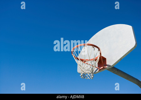 Basketballkorb, niedrigen Winkel Ansicht Stockfoto