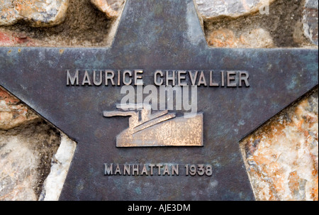 Maurice Chevalier. 32 der 41. Maurice Chevalier (12. September 1888 – 1. Januar 1972) Stockfoto