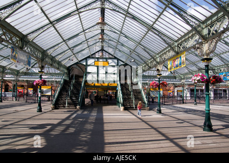 Tynemouth viktorianischen Bahnhof Newcastle Metro Stockfoto