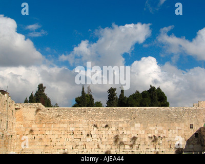 Oberteil der Westmauer oder Klagemauer in der Altstadt Ost-Jerusalem Israel Stockfoto