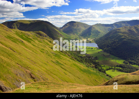 England, Cumbria, Lake District National Park.  Blick vom Patterdale Common, hoch über Ullswater, blicken in Richtung Kirkstone Pass Stockfoto