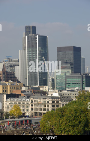 Stadt London Skyline beinhaltet neue Willis Gebäude Stockfoto