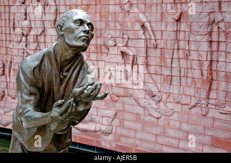 Das Nationalmuseum der Kriegsgefangenschaft in Andersonville, Georgia, USA Veteranen Nationalfriedhof und Statuen vor Ort in Stockfoto
