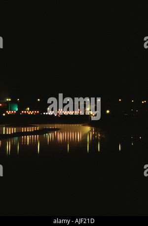 Lake Of The Ozarks Bagnell Dam in der Nacht Stockfoto