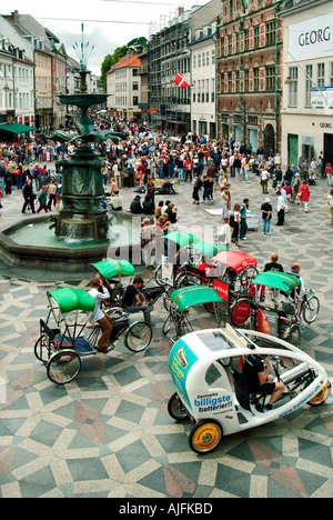 Straße Strøget Fußgängerstraße Szene Kopenhagen Dänemark Stockfoto