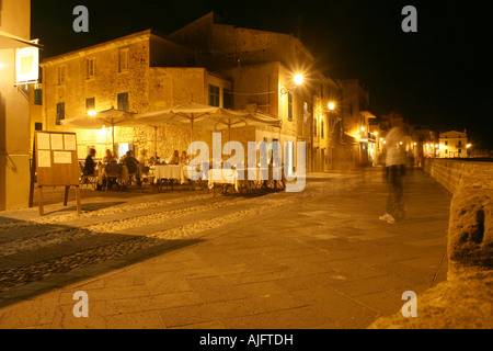 Nächtliche Szene in Alghero, Sardinien, Italien Stockfoto