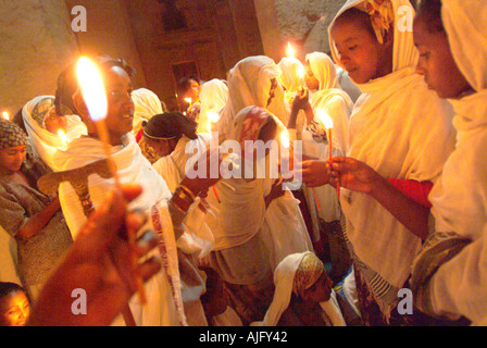 Lalibela Bet Medhane Alem Ostern Zeremonie in der Kirche Stockfoto