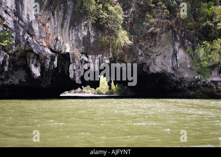 Phang Nga Bay Tourstop Tham Lod Höhle Thailand Stockfoto