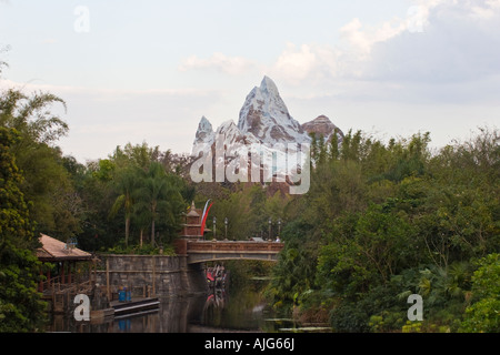 Expedition Everest, Legende der verbotenen Berg Achterbahn, Disneys Tierkönigreich, Orlando, Florida, Vereinigte Staaten von Amerika Stockfoto