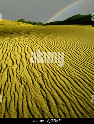 USA - COLORADO: Regenbogen am Great Sand Dunes National Monument Stockfoto