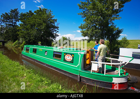 Narrowboat auf den Brecon, Südwales Monmouth Kanal Stockfoto