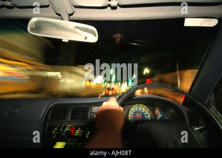 fahren bei Nacht Stockfoto