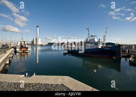 Shoreham Docks Kraftwerk Umfrage Schiff Sussex Stockfoto