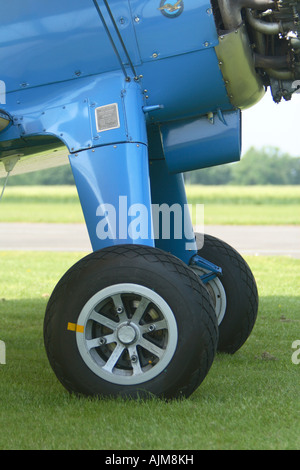 Räder und Undercarraige von Boeing Stearman PT 13D Kaydet Stockfoto