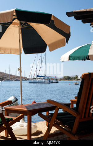 Ägäis Segeln Kreuzer im Hafen von Gumusluk, Halbinsel Bodrum, Türkei Stockfoto