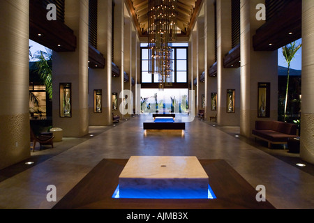 Der Cove Atlantis-Lobby bei Sonnenuntergang Paradies Insel Nassau Bahamas Stockfoto