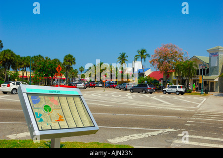 St. st. Armands Key runden Kreis einkaufen Essen Restaurant Zentrum Bezirk Sarasota Florida Stadt fl FL Usa am sonnigen erschossen Stockfoto