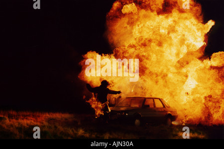 STUNT-FEUER-AUTO-EXPLOSION Stockfoto