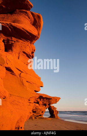 Erodieren Sandsteinfelsen bei Seaview, Prince Edward Island, Canada Stockfoto