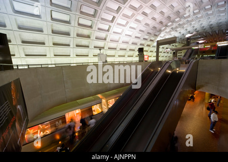 Washington DC Gallery Place-Chinatown-Metro u-Bahn Station mit Aerosol Luft Qualität Sicherheit Sniffer monitor Stockfoto