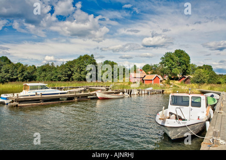 SCHWEDEN STOCKHOLM ARCHIPEL NORRÖRA INSEL FISCHER HAFEN Stockfoto