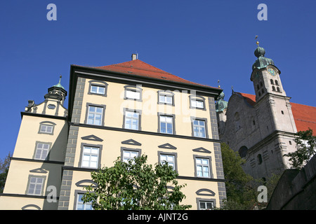 Deutschland-Bayern-Landsberg Stadtmuseum und Heilig Kreuz Kirche Stockfoto