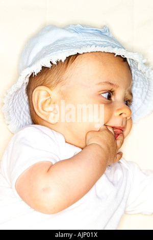 sechs Monate alten Babyjungen Stockfoto