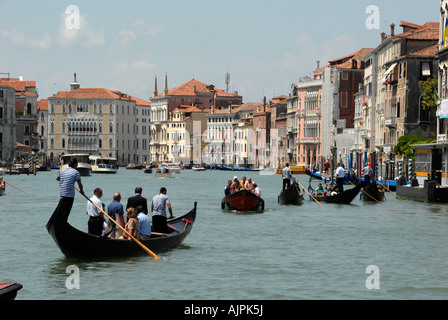 Gondeln Canal Grande Venedig Italien Stockfoto