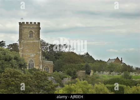 St.-Nikolaus-Kirche im Dorf Abbotsbury, Dorset. Stockfoto