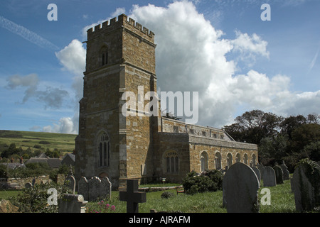 St.-Nikolaus-Kirche im Dorf Abbotsbury, Dorset. Stockfoto