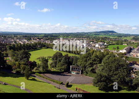 Clitheroe Schlosspark und Teil der Stadt von der Burg aus gesehen Stockfoto