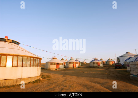 Sonnenaufgang auf einer Jurte Nomadenzelten auf die Xilamuren wiesen innere Mongolei Provinz, China Stockfoto