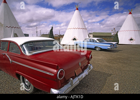 Oldtimer im Wigwam Motel an der Route 66 in Holbrook, Arizona, USA Stockfoto