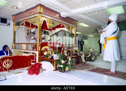 Southall England Ardas Gebet Gurdwara Amadas Stockfoto