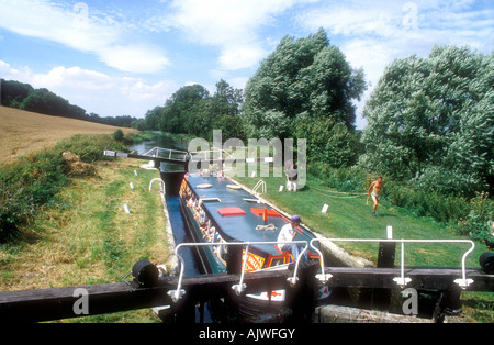 Die Pferdekutsche Boot Kenneth Kanaltal an Dreweats auf der Kennet und Avon Kanal in der Nähe von Kintbury Berkshire England Stockfoto