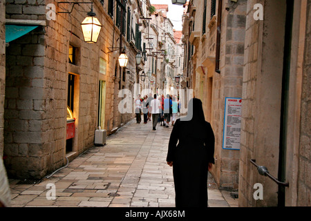 Fernsehreihe Dubrovnik 27 05 2007 Gasse in der Altstadt von Dubrovnik Kroatien 27 05 2007 Gasse in der Altstadt von Dubrovnik Stockfoto