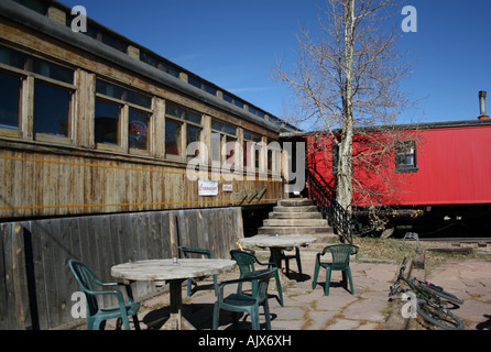 Happy Trails Fahrradverleih und Kaffee Nederland Colorado befindet sich in alten Eisenbahnwaggons, Oktober 2007 Stockfoto