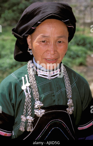 Asien, China, Provinz Yunnan, Maguan. Macang Markt, Doyi Zweig der Bouyei Minderheit Frau Stockfoto