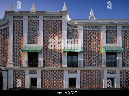 Casa De La Cultura mit Palafoxian Bibliothek geflieste Fassade im mexikanischen Puebla Stockfoto