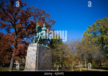 Reiterstandbild zu Ehren Tadeusz Kosciuszko im Park gegenüber dem polnischen Basilika St. Josaphat in Milwaukee, Wisconsin Stockfoto