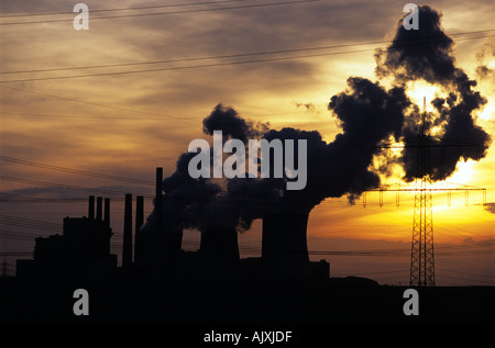 Kohle Kraftwerk Niederaußem bei Köln, Nord Rhein Westfalen, Deutschland. Stockfoto