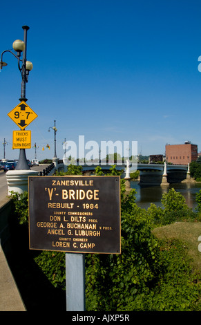 Die berühmten Y-Brücke in Zanesville, Ohio über Muskingum River Stockfoto