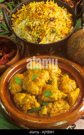 Indien Essen Chettinad Pepper Chicken und Kokosreis Stockfoto