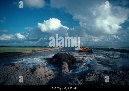 Deich Bau / Deichbau Stockfoto